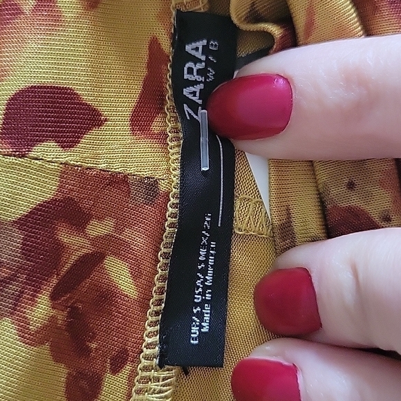 ZARA Bright Floral Blouse US S - Picture 4 of 7